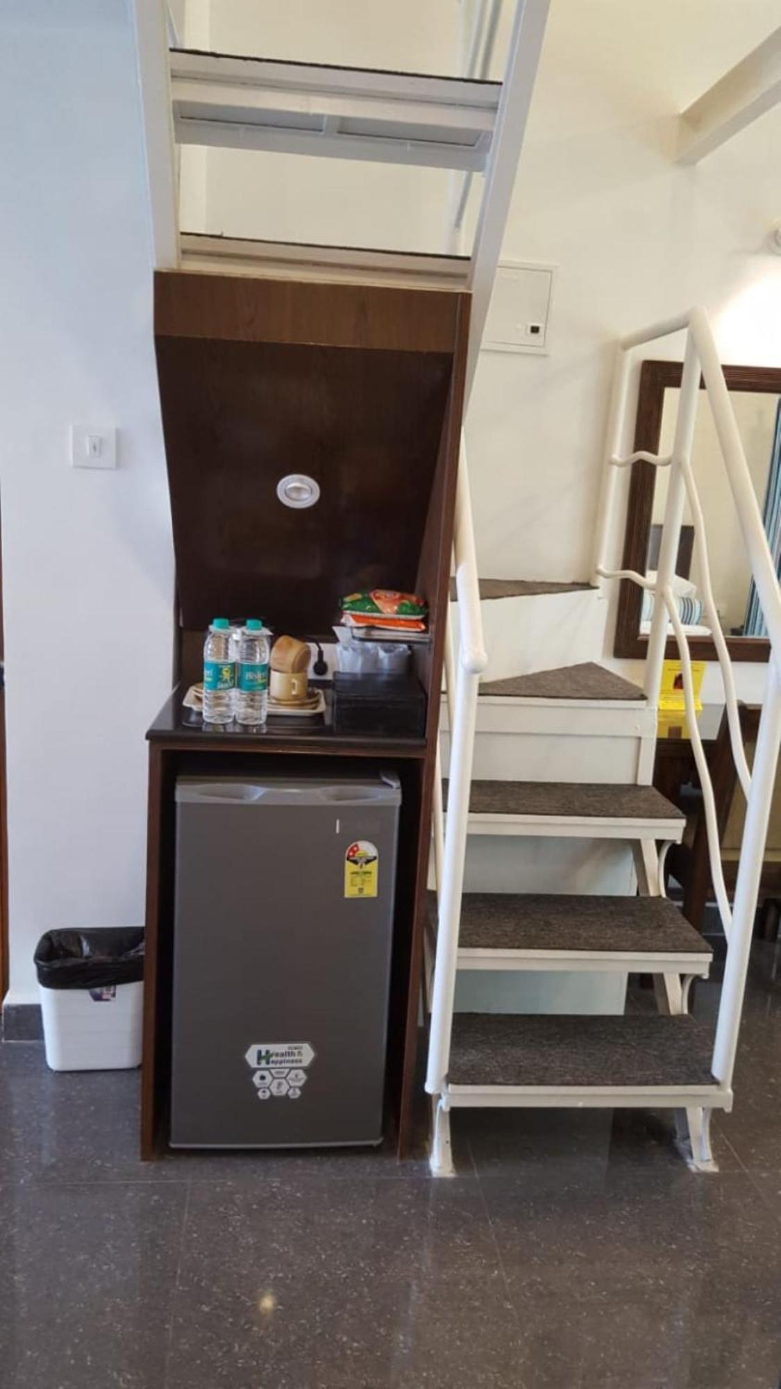 अपार्टमेंट 2 Bedroom Apartment In Resort On Candolim Beach