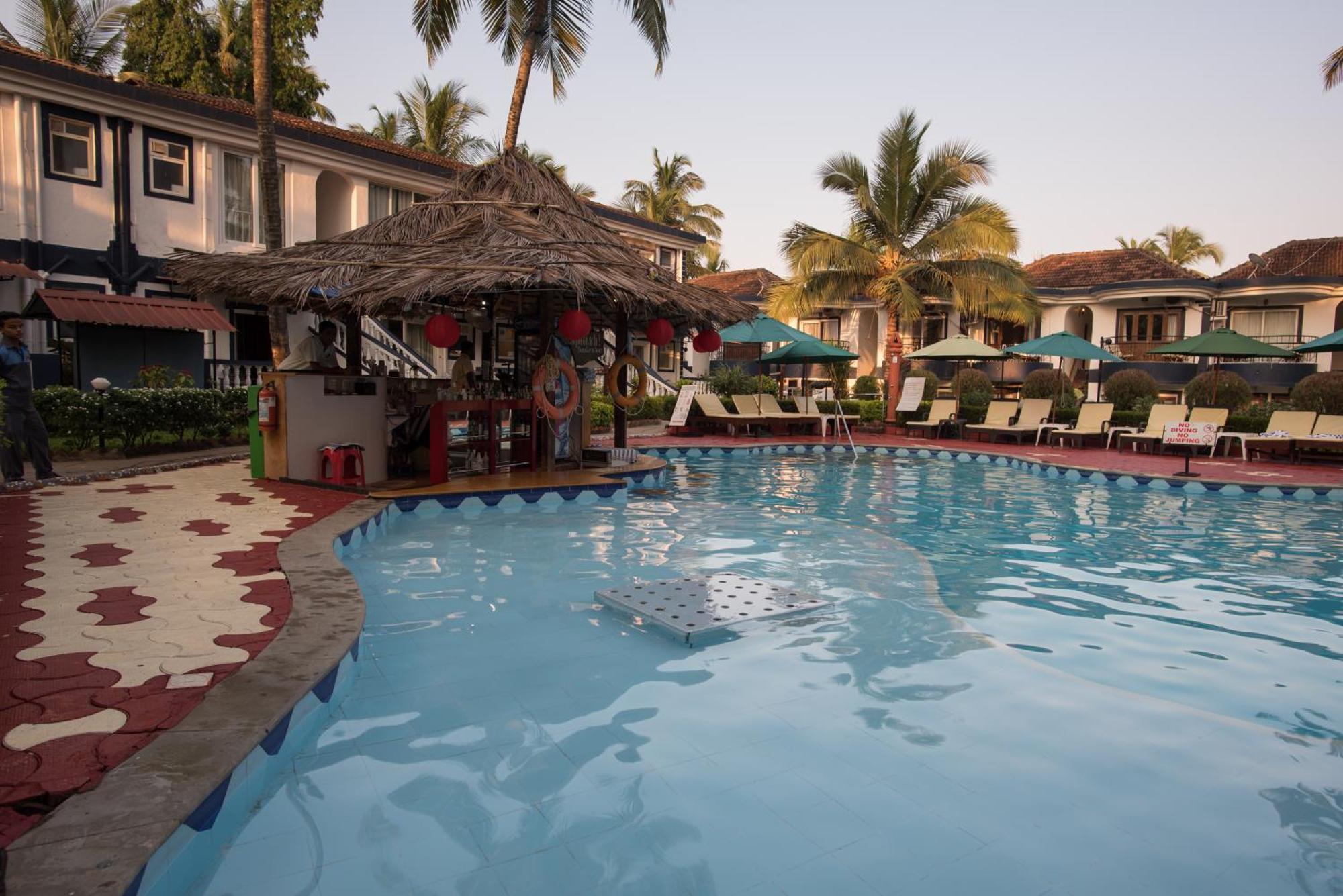 Apartment 2 Bedroom Apartment In Resort On Candolim Beach