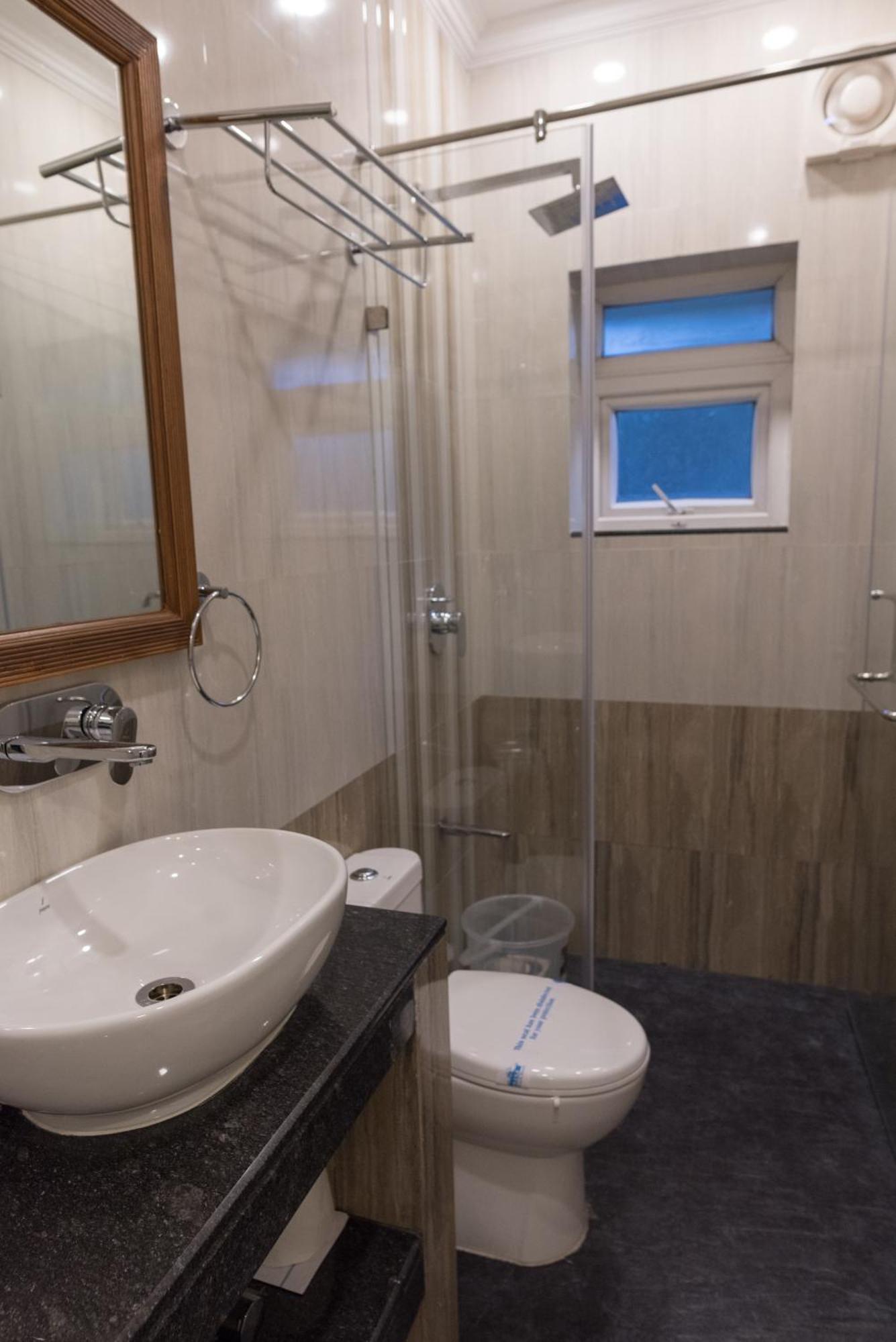 Apartment 2 Bedroom Apartment In Resort On Candolim Beach *