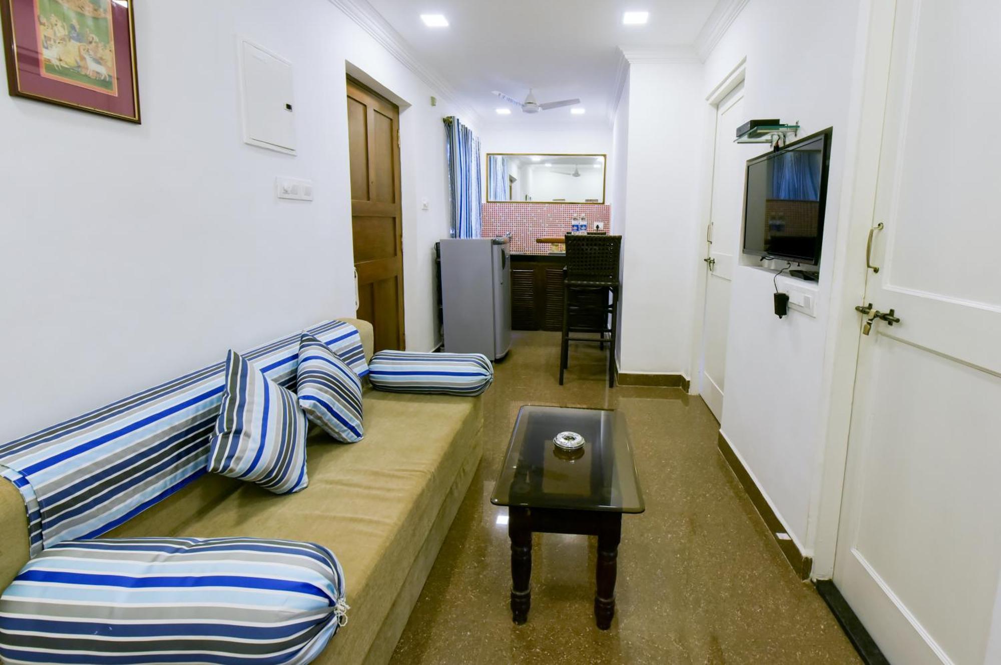 2 Bedroom Apartment In Resort On Candolim Beach Apartment *