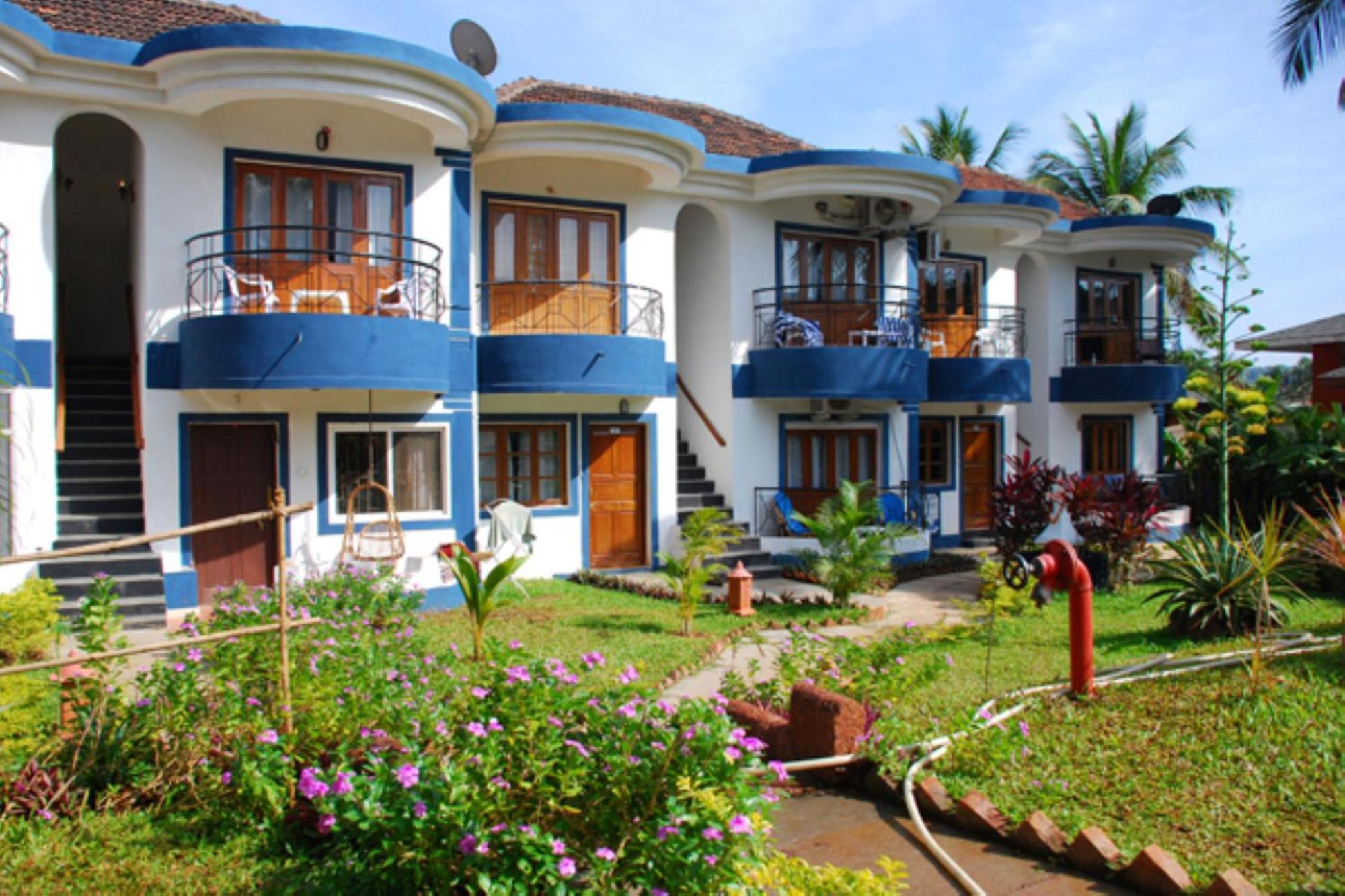 Apartment 2 Bedroom Apartment In Resort On Candolim Beach