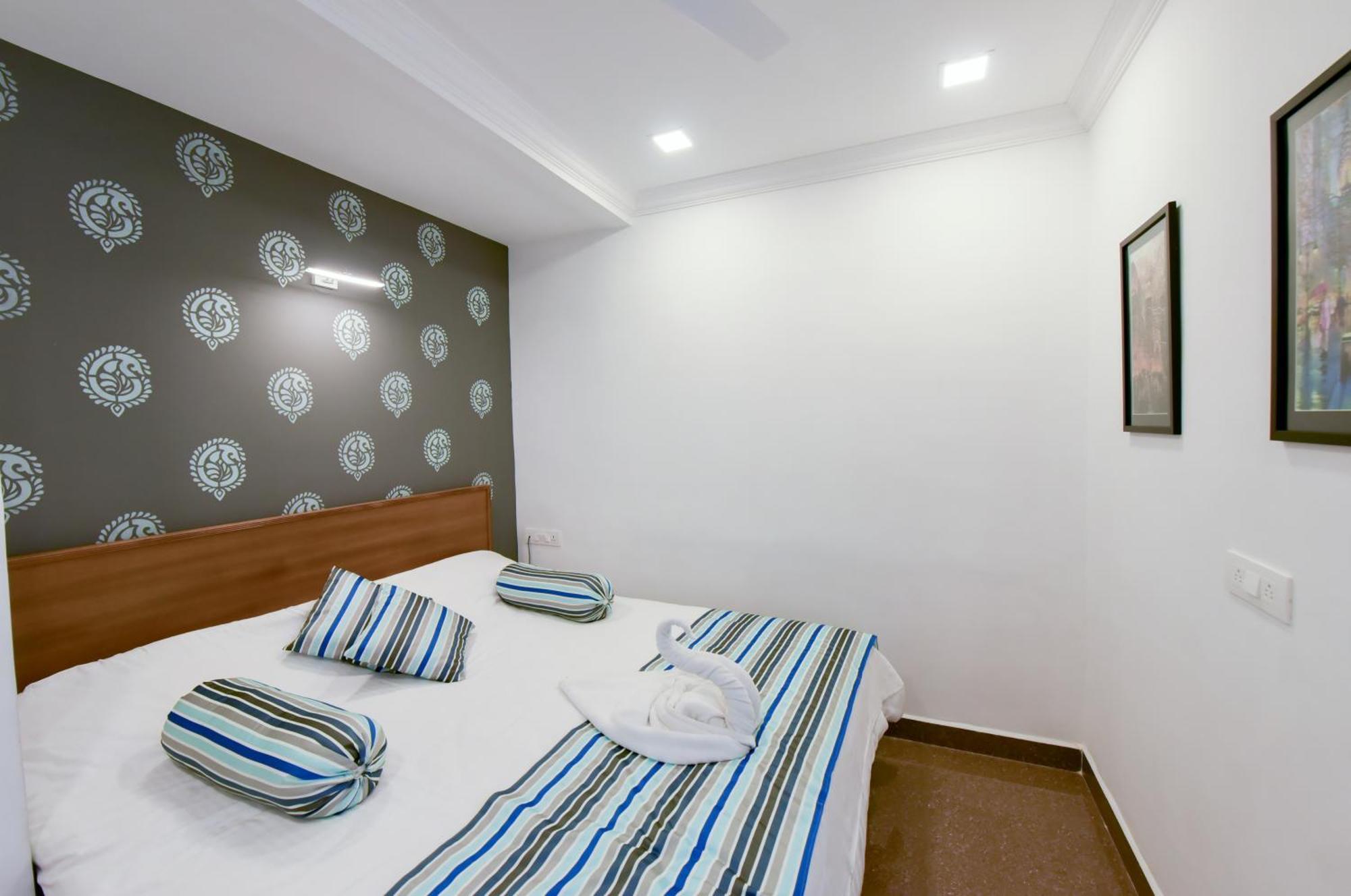 2 Bedroom Apartment In Resort On Candolim Beach Apartment *